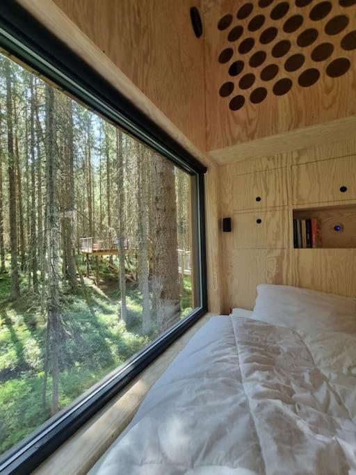 Hotel Treetop Ekne - Hytte I Skogen Med Hengebru Levanger Exterior foto
