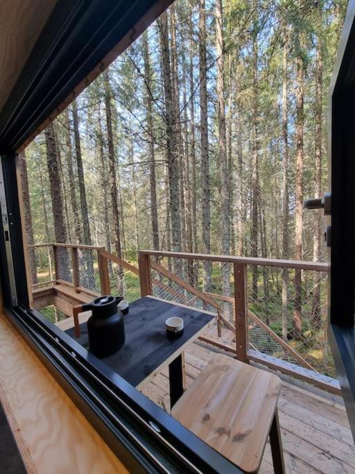Hotel Treetop Ekne - Hytte I Skogen Med Hengebru Levanger Exterior foto